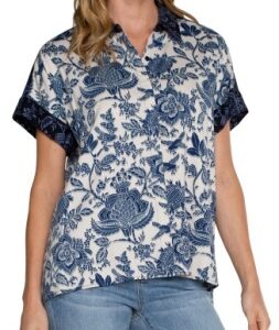 collared camp shirt w/ hi-low hem
